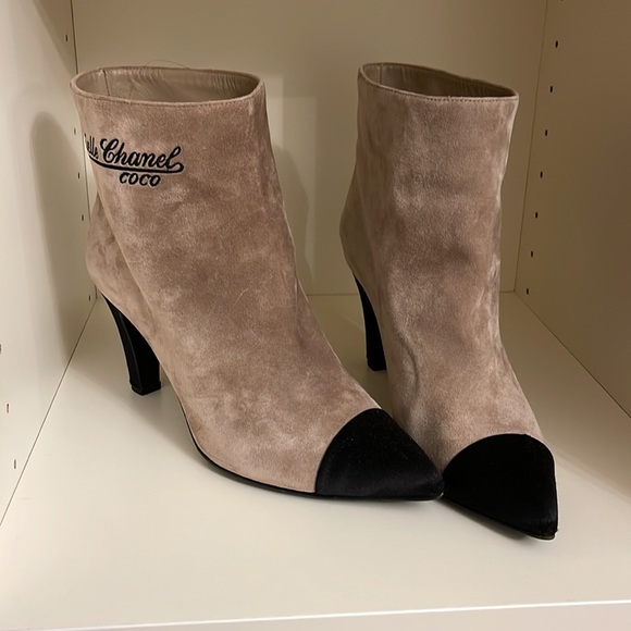 Chanel booties - Picture 3 of 5